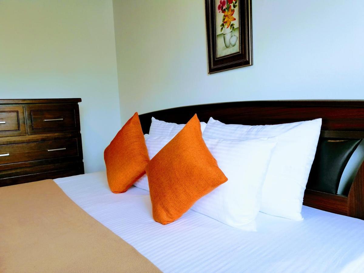 Moon Plains Luxury *